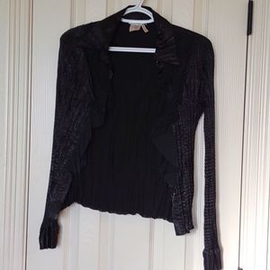 Gorgeous Albert Makali NEVER WORN women's top size small.